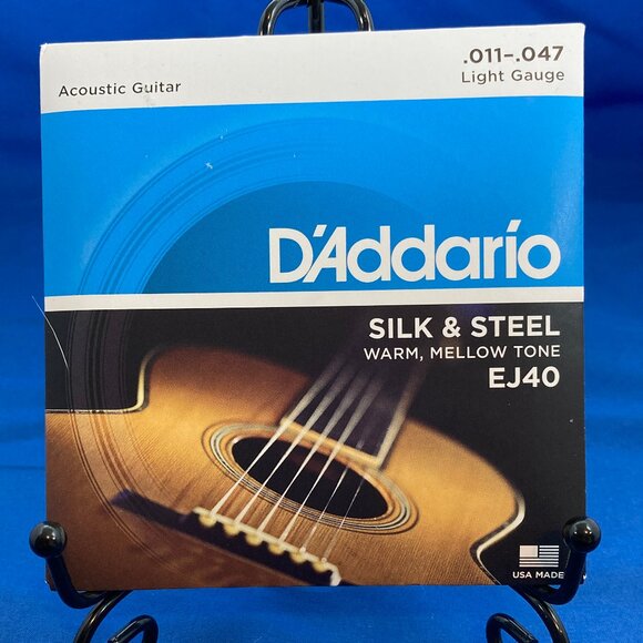 D'Addario EJ40 Silk & Steel Acoustic Guitar Strings 11/47 Light - Picture 1 of 3